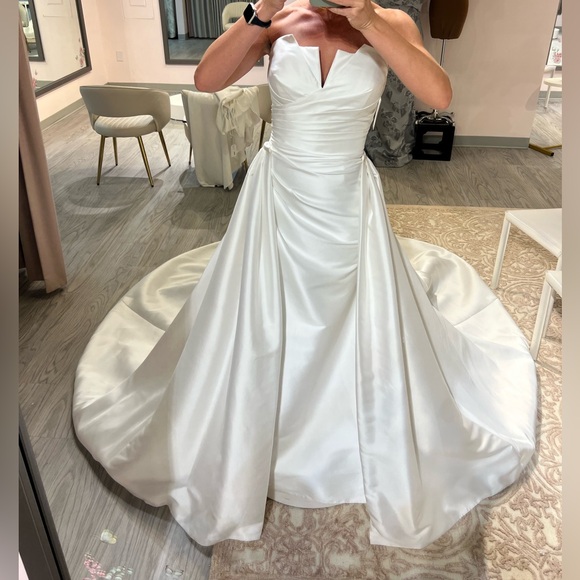 Justin Alexander Indigo Wedding Gown Sz 4 NWT - Picture 10 of 12